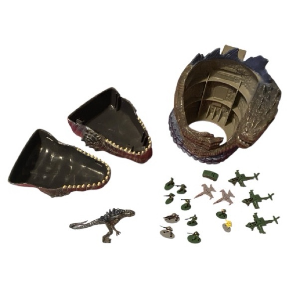 Vintage Godzilla Micro World Battle Playset - Picture 4 of 7